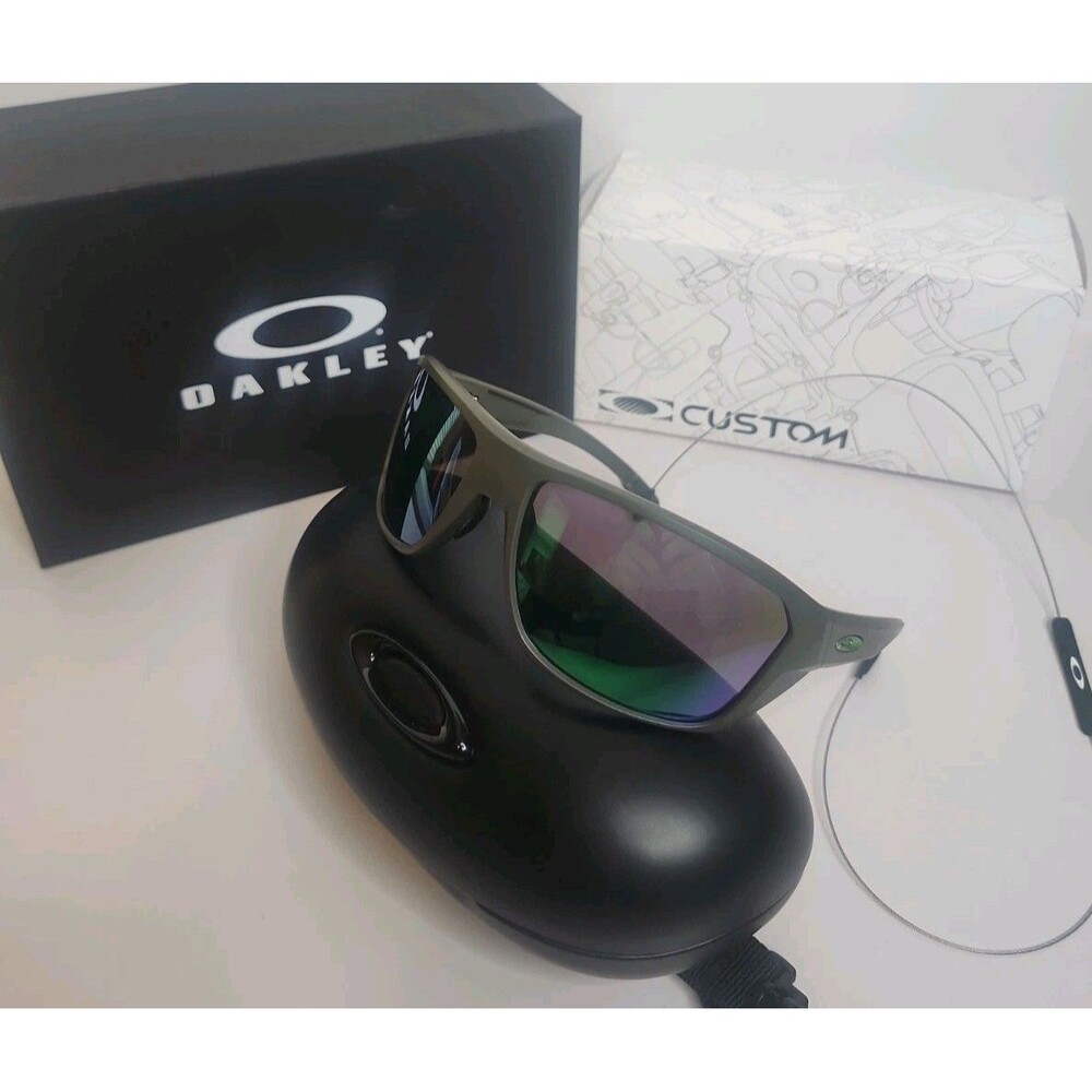 Oakley Custom Split Shot Sunglasses Matte Olive Prizm Jade Polarized w/ Leash